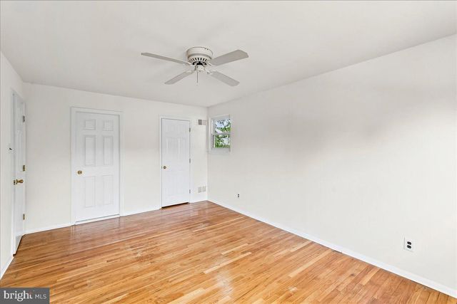 5 CROWN CT, Wilmington, DE 19810