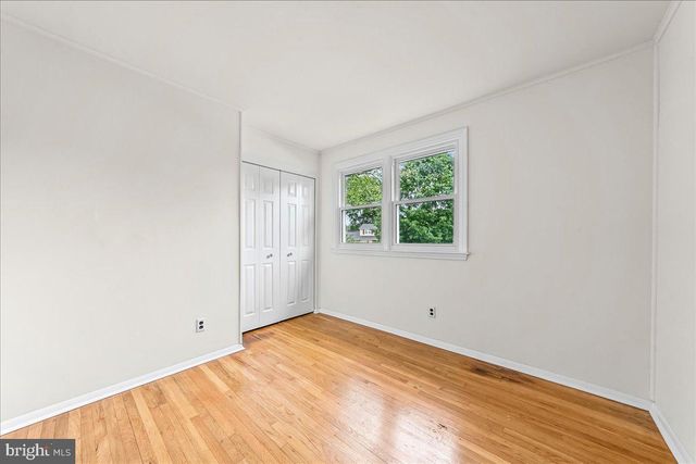 5 CROWN CT, Wilmington, DE 19810