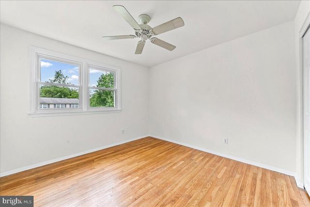 5 CROWN CT, Wilmington, DE 19810