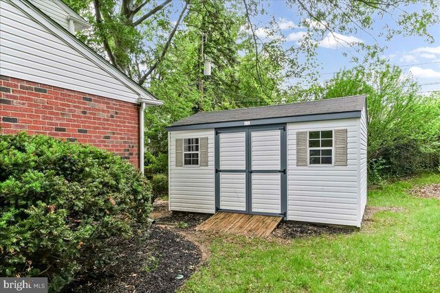 5 CROWN CT, Wilmington, DE 19810