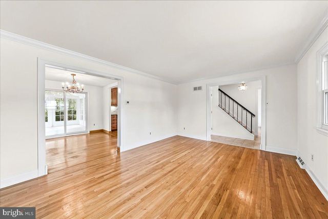 5 CROWN CT, Wilmington, DE 19810