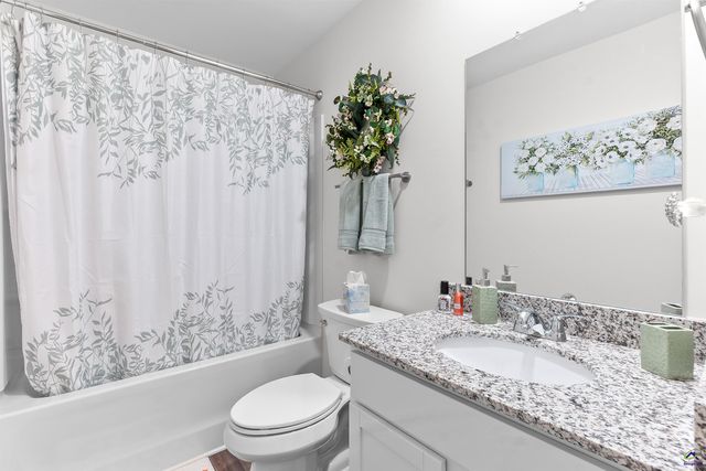 421 Resting Fawn Pl, Macon, GA 31216