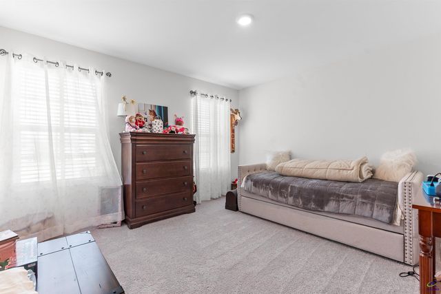 421 Resting Fawn Pl, Macon, GA 31216