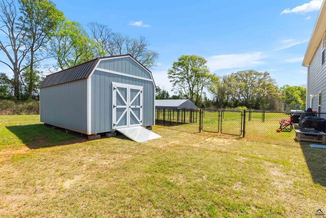 421 Resting Fawn Pl, Macon, GA 31216