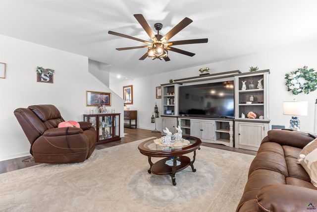 421 Resting Fawn Pl, Macon, GA 31216
