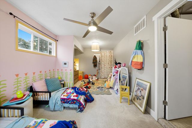 357 Cottonwood Dr, Richland, WA 99352