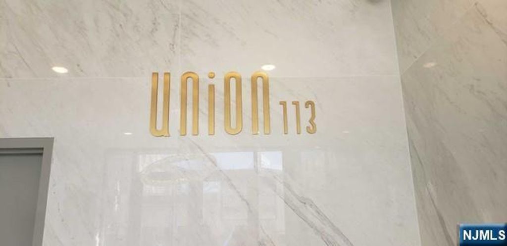 113 Union Street 301, Palisades Park, NJ 07650