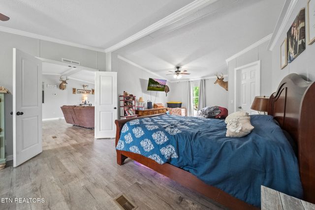 3917 Shipe Rd, Corryton, TN 37721