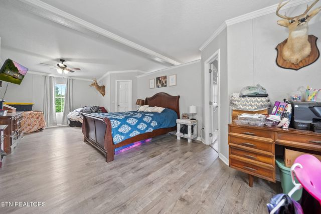 3917 Shipe Rd, Corryton, TN 37721