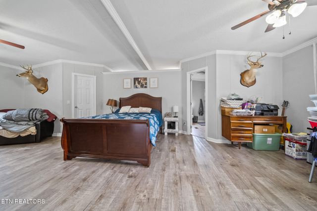 3917 Shipe Rd, Corryton, TN 37721