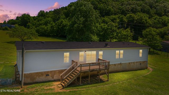 3917 Shipe Rd, Corryton, TN 37721