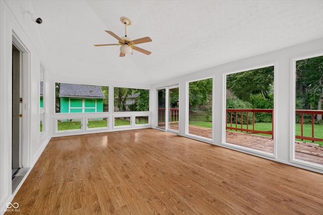 10207 Carrollton Avenue, Carmel, IN 46280