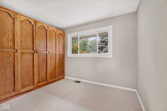 10207 Carrollton Avenue, Carmel, IN 46280