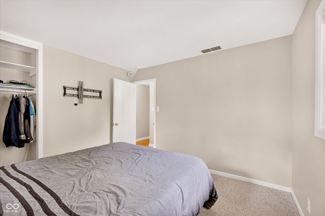 10207 Carrollton Avenue, Carmel, IN 46280