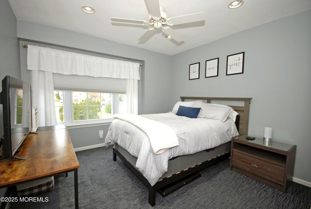 19 Haverford Court 4, Freehold, NJ 07728