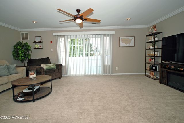 19 Haverford Court 4, Freehold, NJ 07728