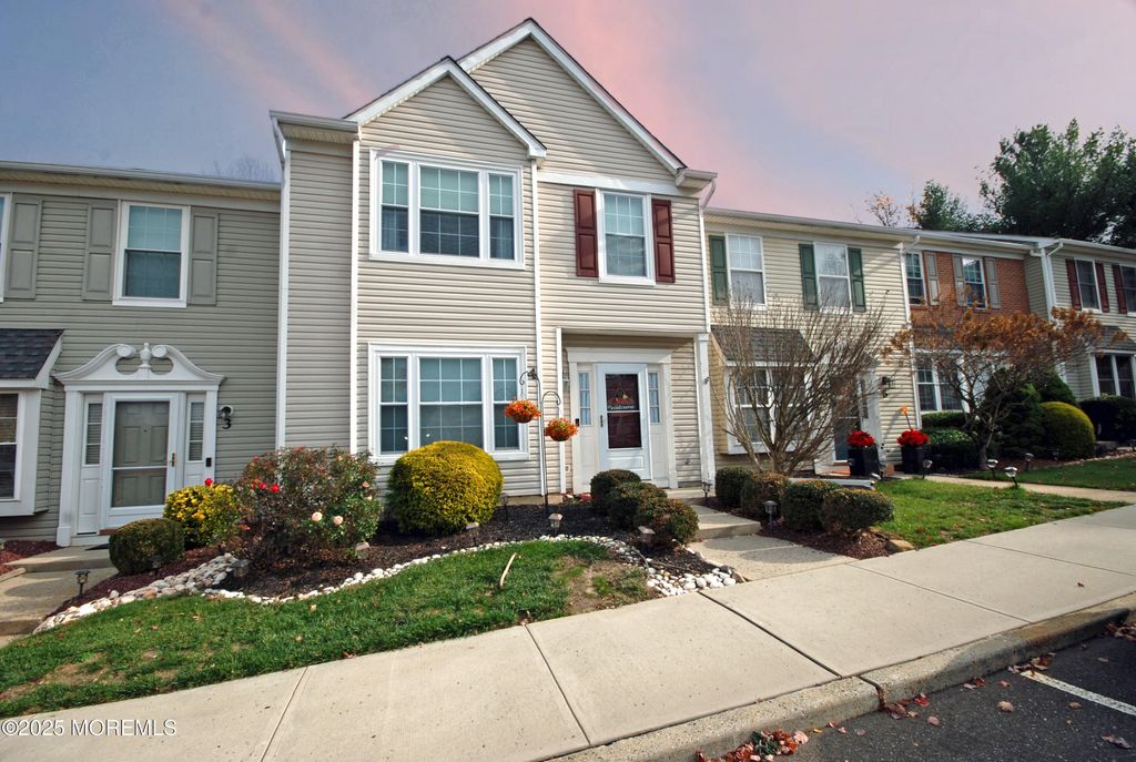 19 Haverford Court 4, Freehold, NJ 07728