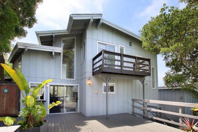 555 Vista Del Mar Drive, Aptos, CA 95003