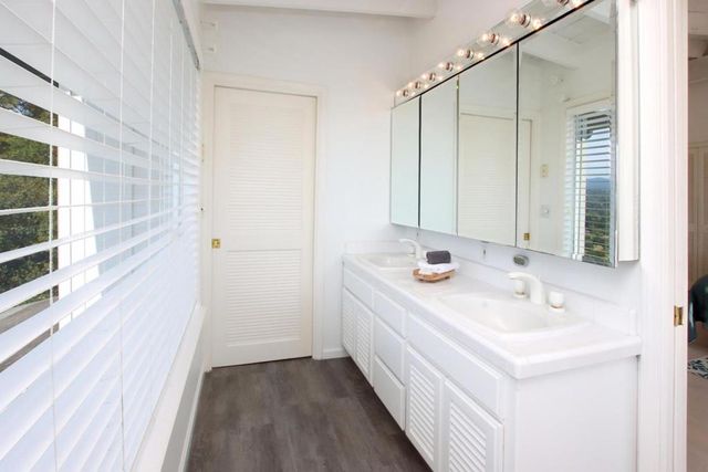 555 Vista Del Mar Drive, Aptos, CA 95003