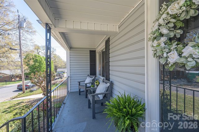 206 Bates Avenue, Cherryville, NC 28021