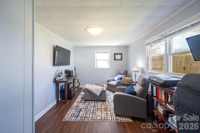 206 Bates Avenue, Cherryville, NC 28021