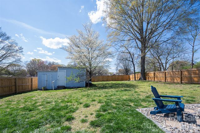 206 Bates Avenue, Cherryville, NC 28021