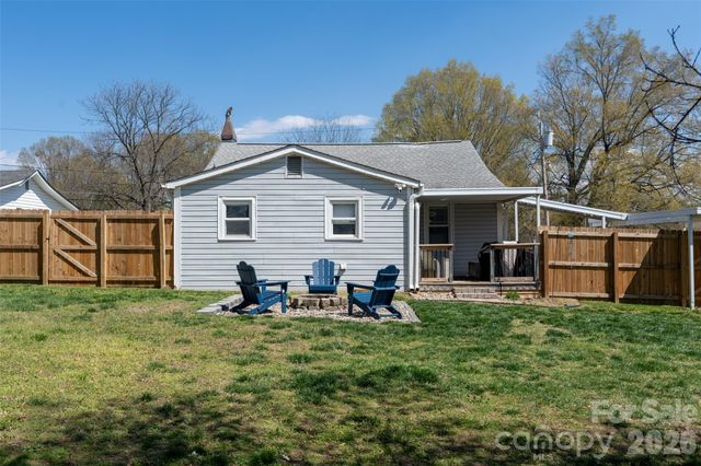 206 Bates Avenue, Cherryville, NC 28021