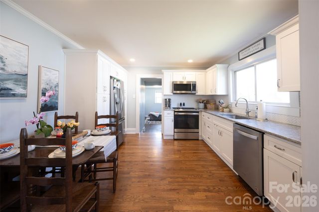 206 Bates Avenue, Cherryville, NC 28021