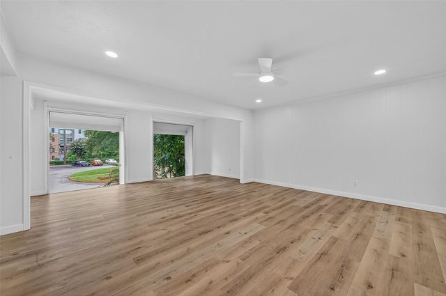 12633 Memorial Drive 216, Houston, TX 77024