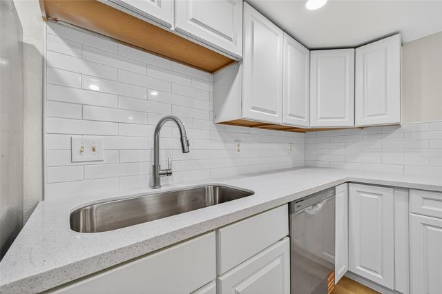 12633 Memorial Drive 216, Houston, TX 77024