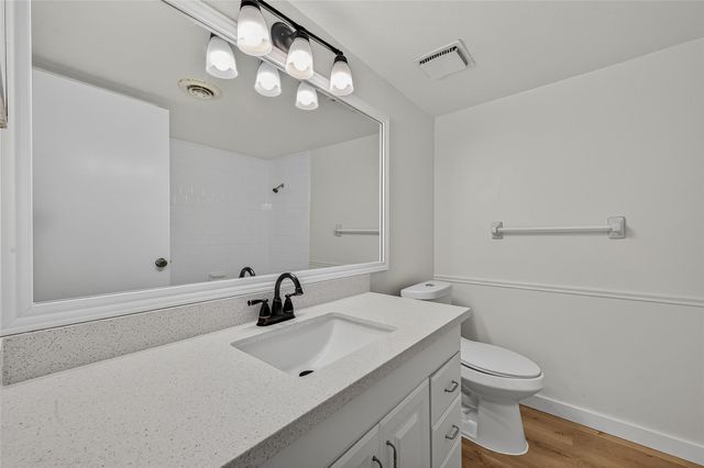 12633 Memorial Drive 216, Houston, TX 77024