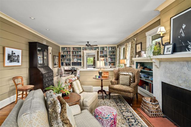 4502 Stanford Street, Houston, TX 77006