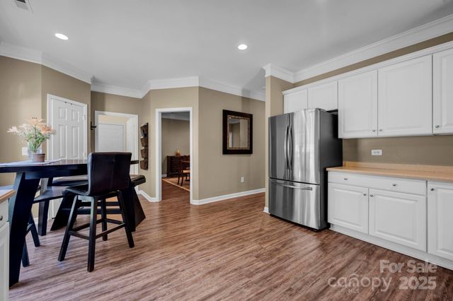 121 Ivy Creek Lane, Mooresville, NC 28115