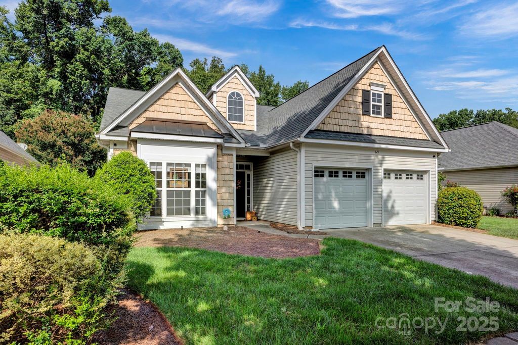 121 Ivy Creek Lane, Mooresville, NC 28115