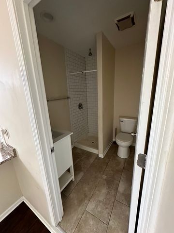 321 W 24th Street 3R, Chicago, IL 60616