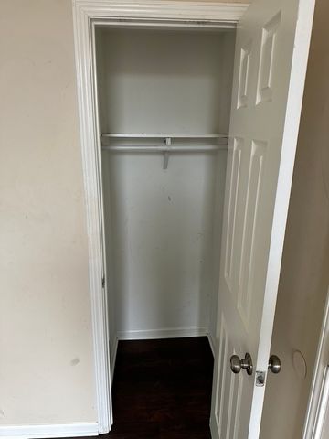 321 W 24th Street 3R, Chicago, IL 60616