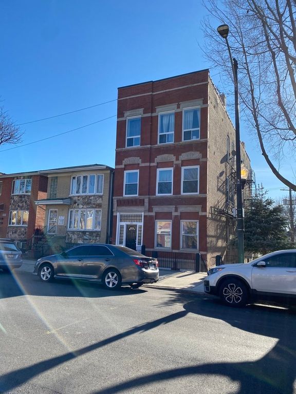 321 W 24th Street 3R, Chicago, IL 60616