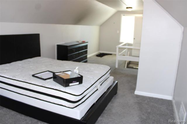 9107 Roselawn Street, Detroit, MI 48204