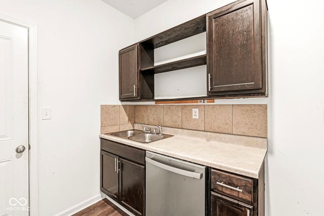 6475 Whitecap Lane, Brownsburg, IN 46112