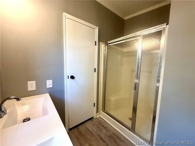 4607 Charlestown Pike, Jeffersonville, IN 47130