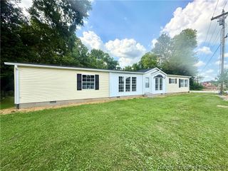 4607 Charlestown Pike, Jeffersonville, IN 47130