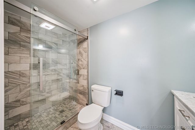 205 W Waco Street, Broken Arrow, OK 74011