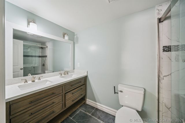 205 W Waco Street, Broken Arrow, OK 74011