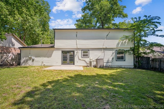 205 W Waco Street, Broken Arrow, OK 74011