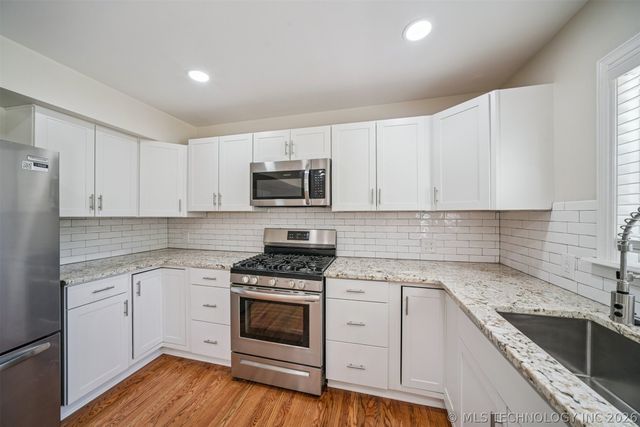 205 W Waco Street, Broken Arrow, OK 74011