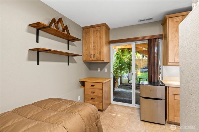 30718 5th Place S, Federal Way, WA 98003