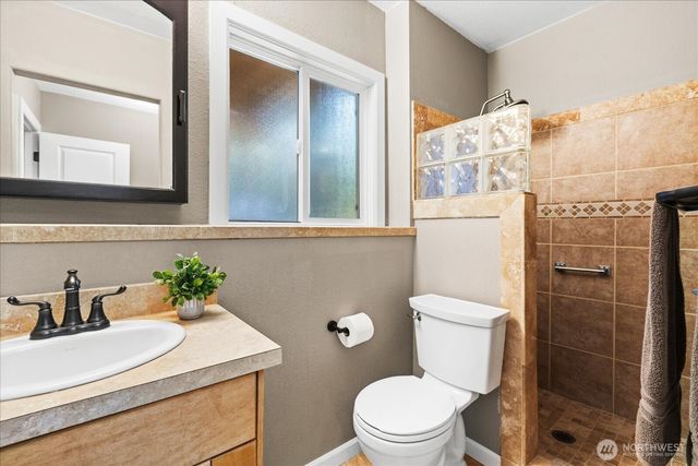 30718 5th Place S, Federal Way, WA 98003