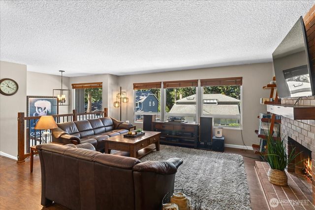 30718 5th Place S, Federal Way, WA 98003