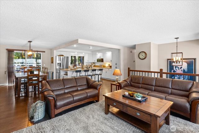 30718 5th Place S, Federal Way, WA 98003