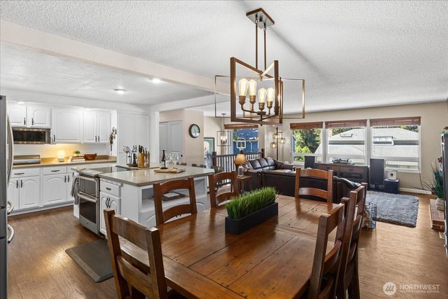 30718 5th Place S, Federal Way, WA 98003